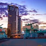 Apartment Sea Towers *